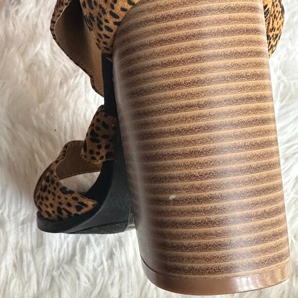 Qupid Animal Print Strappy Stacked Zip-Back Closure Heels Size 8 - Picture 12 of 13